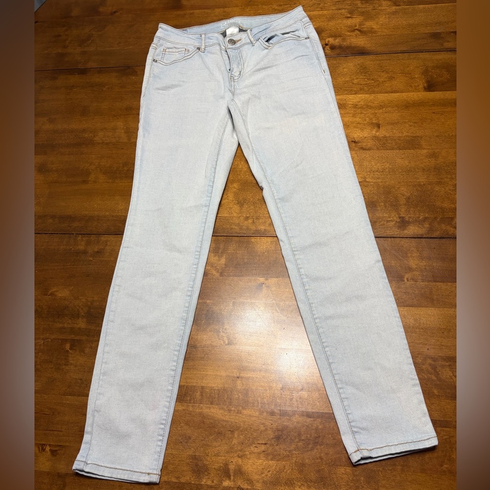 Women's Light Wash Skinny Jeans